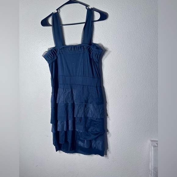 New BANANA REPUBLIC Blue Steel Tiered Ruffle Dress Silk
Stretch Knit Pullover XS - Picture 9 of 13